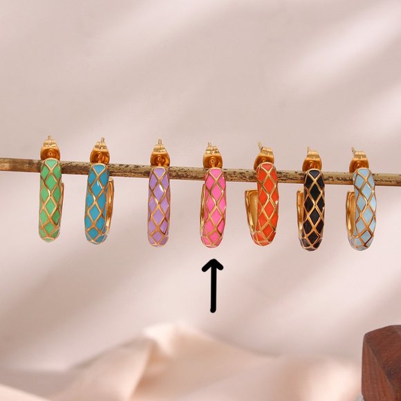 Light‎ Pink Enamel Geometric Pattern Hoop Earrings 18K Gold Plated Stainless - Picture 6 of 11